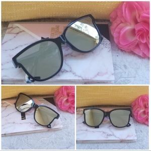 2021 style trends Just arrived cat mirrors